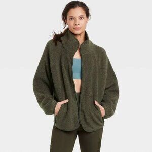 GUC All In Motion Oversized Sherpa Jacket - Olive Green - Size S